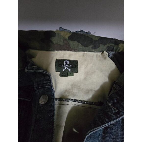 Ralph Jones Distressed Denim & Camo Jacket With Button Closure - Picture 5 of 7